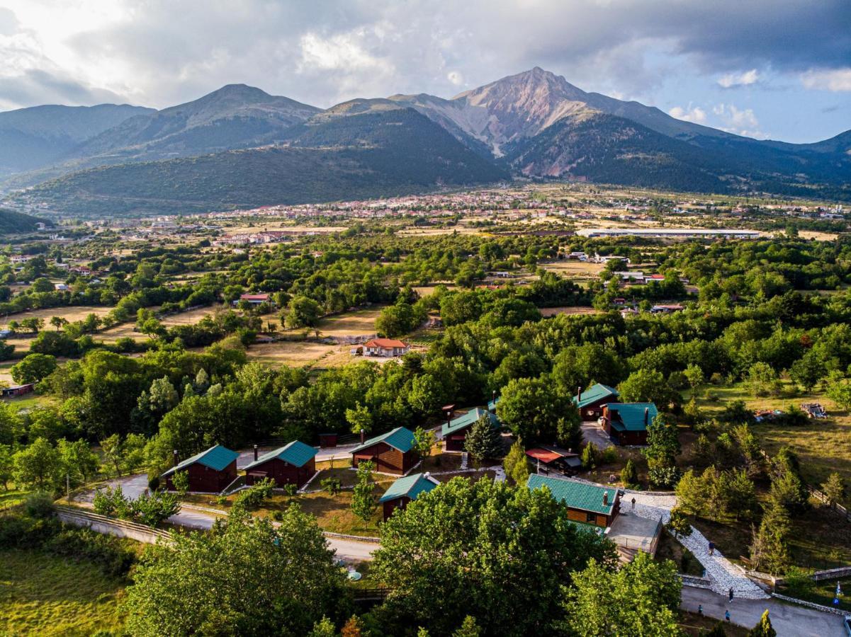 Chalet Likouresi Village Karpeníszi Kültér fotó